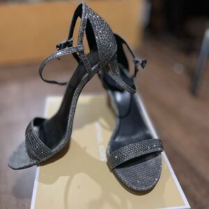 Michae Kors Sandal Glitter heel Size 10